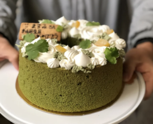 pdt_whole_coriander_held