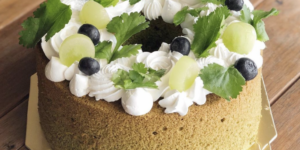 pdt_whole_coriander_onthetable